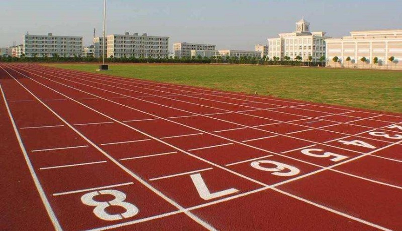 塑胶跑道清洗